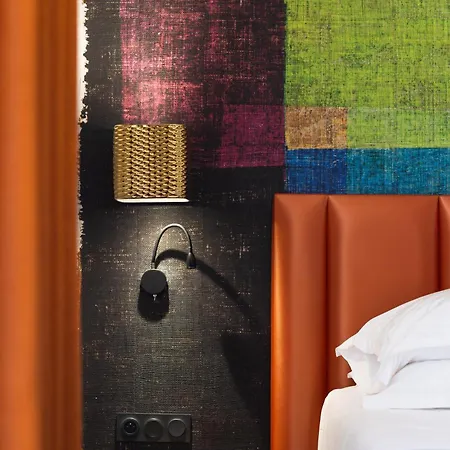 Hotel Verlaine